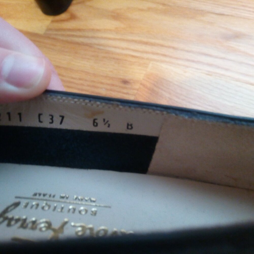 Salvatore Ferragamo womans shoes size 6.5B new without box - Picture 9 of 10